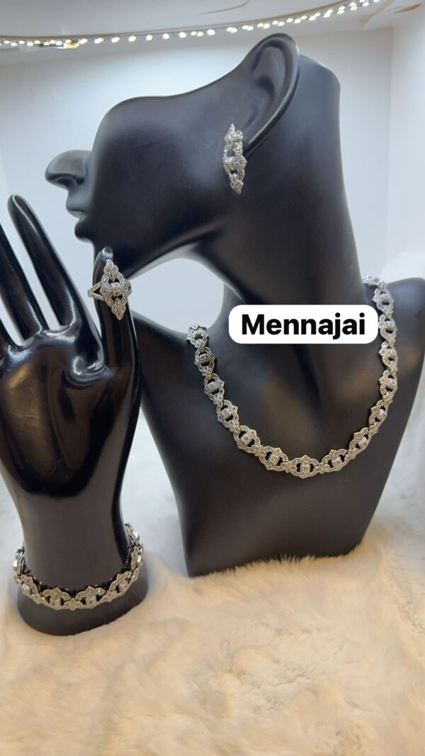 MJB-A19